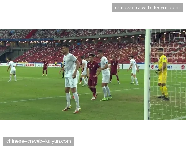 “裁判委员会内部指引强调，将更严格判罚禁区内防守球员的隐蔽拉扯动作”